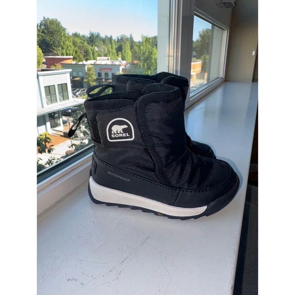 Sorel Whitney Snow Boots Nylon Waterproof Hook Loop Winter Kids Black